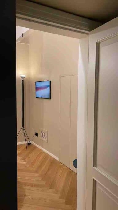 Meh Luxury Apartment City Centre Bari Exterior photo